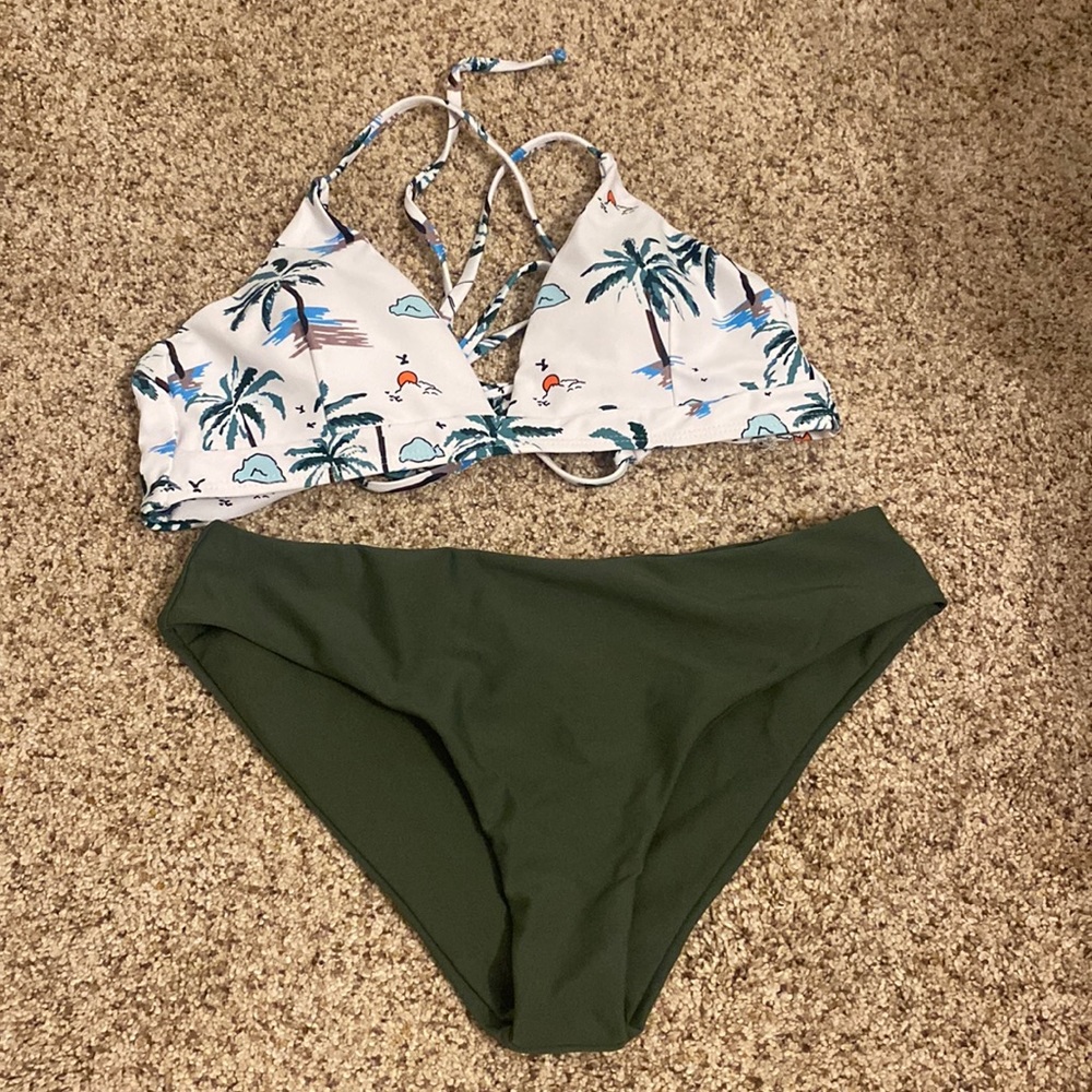 beach print bikini